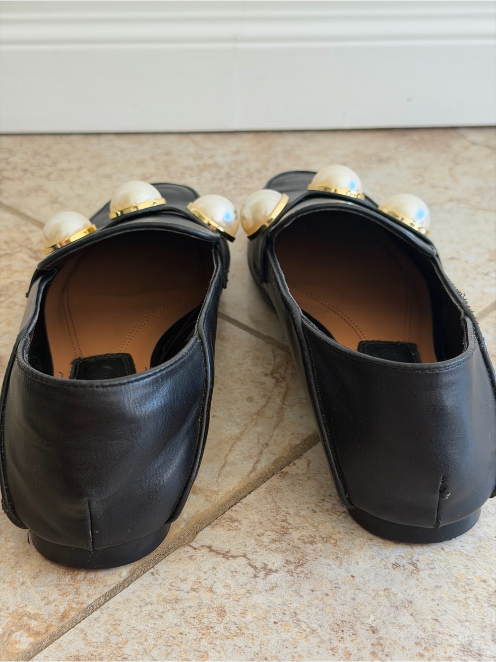 ZARA Black Leather Loafers with Pearl Accent - Picture 4 of 4
